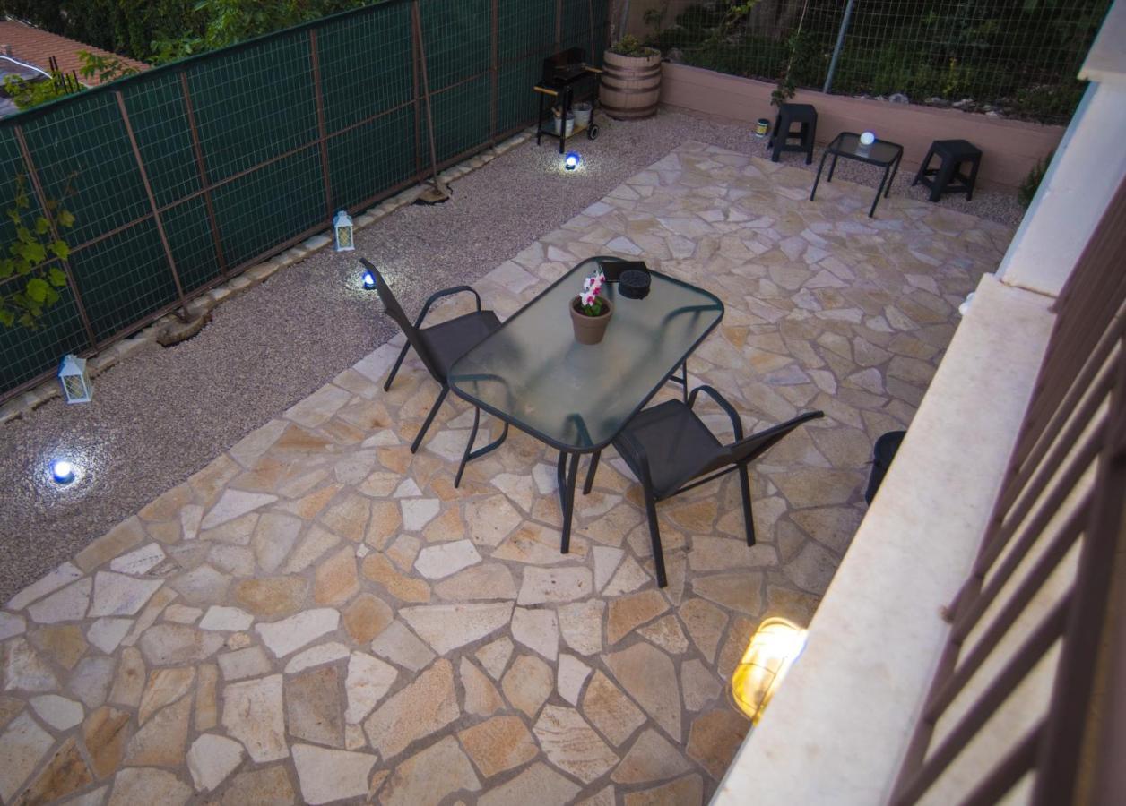 Lefkas Vacation House Exanthia Extérieur photo